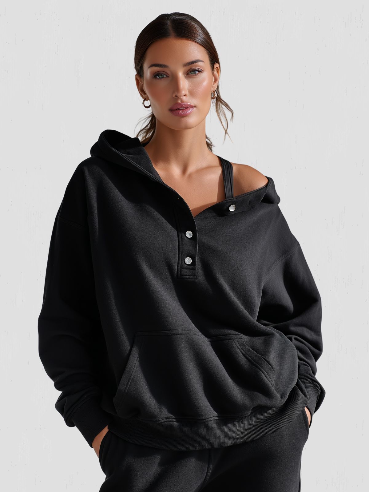 VIAL - Oversized Snap-Fit Hoodie