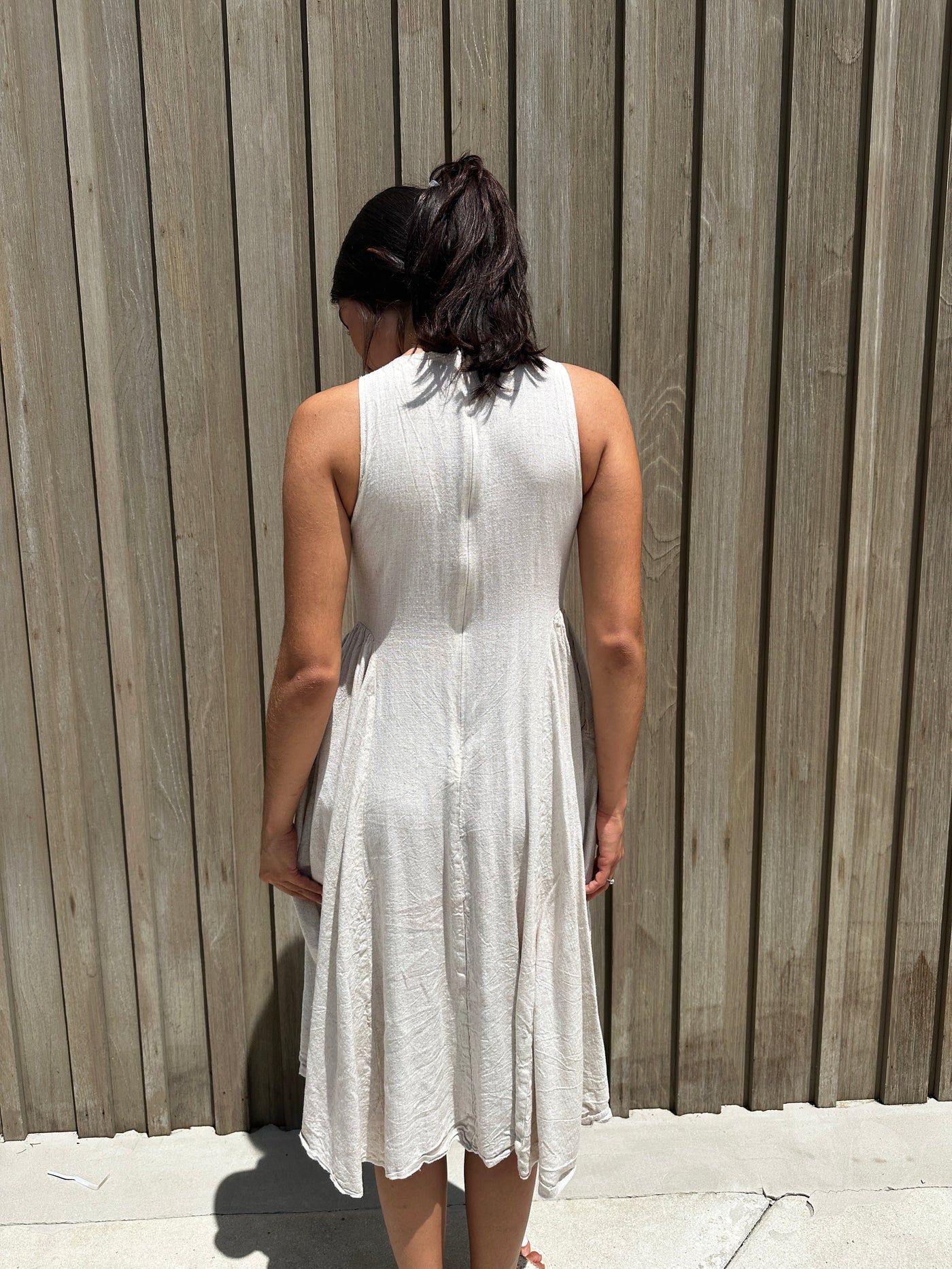 VIAL - Linen Midi Dress